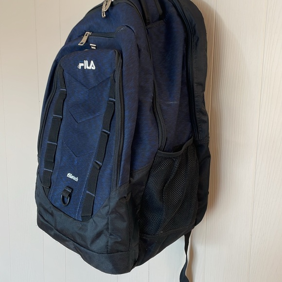 Deacon 6 XXL Laptop Backpack Dark Navy - Picture 5 of 11
